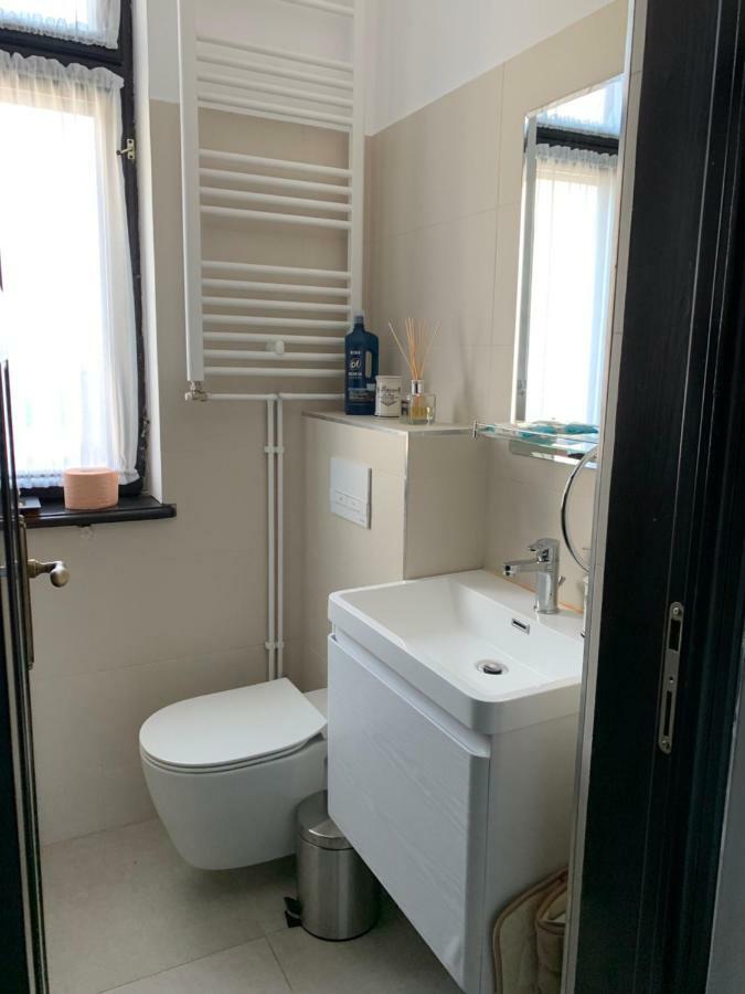 English Apartment Craiova Exterior foto